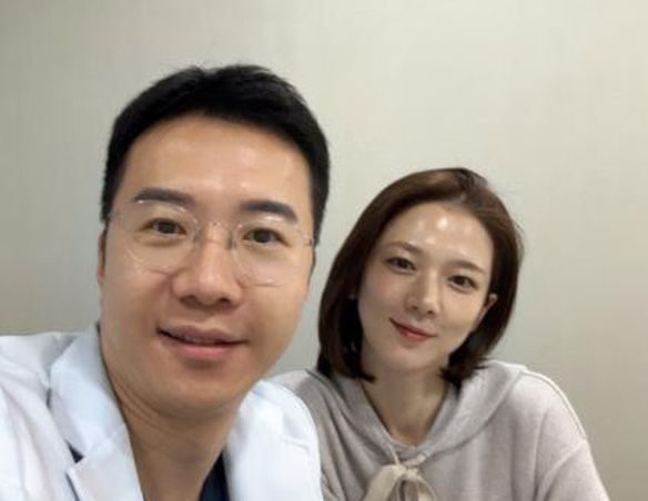K-스타와 함께한 다미클리닉 박덕규 원장 — DAMI with STAR 4